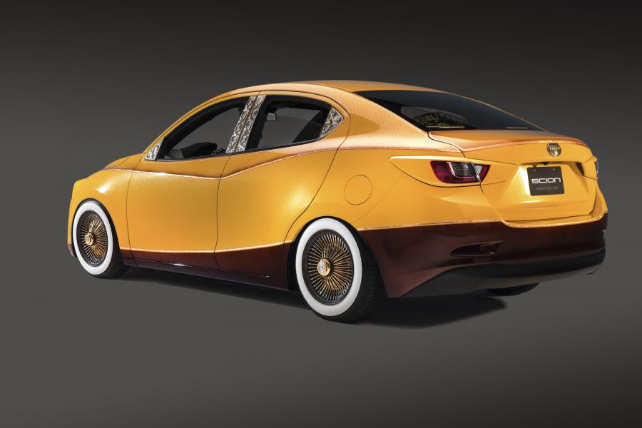  Scion iA by Eddie Huang 2015 года  (фото 4 из 8)
